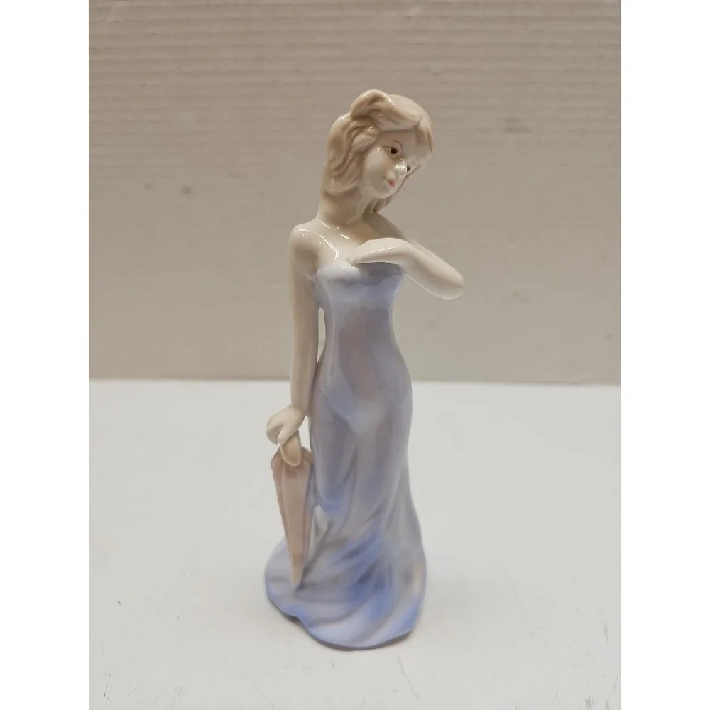 Vintage Ceramic Porcelain Figurine Of Lady In Blue Dress Holding Umbrella 8